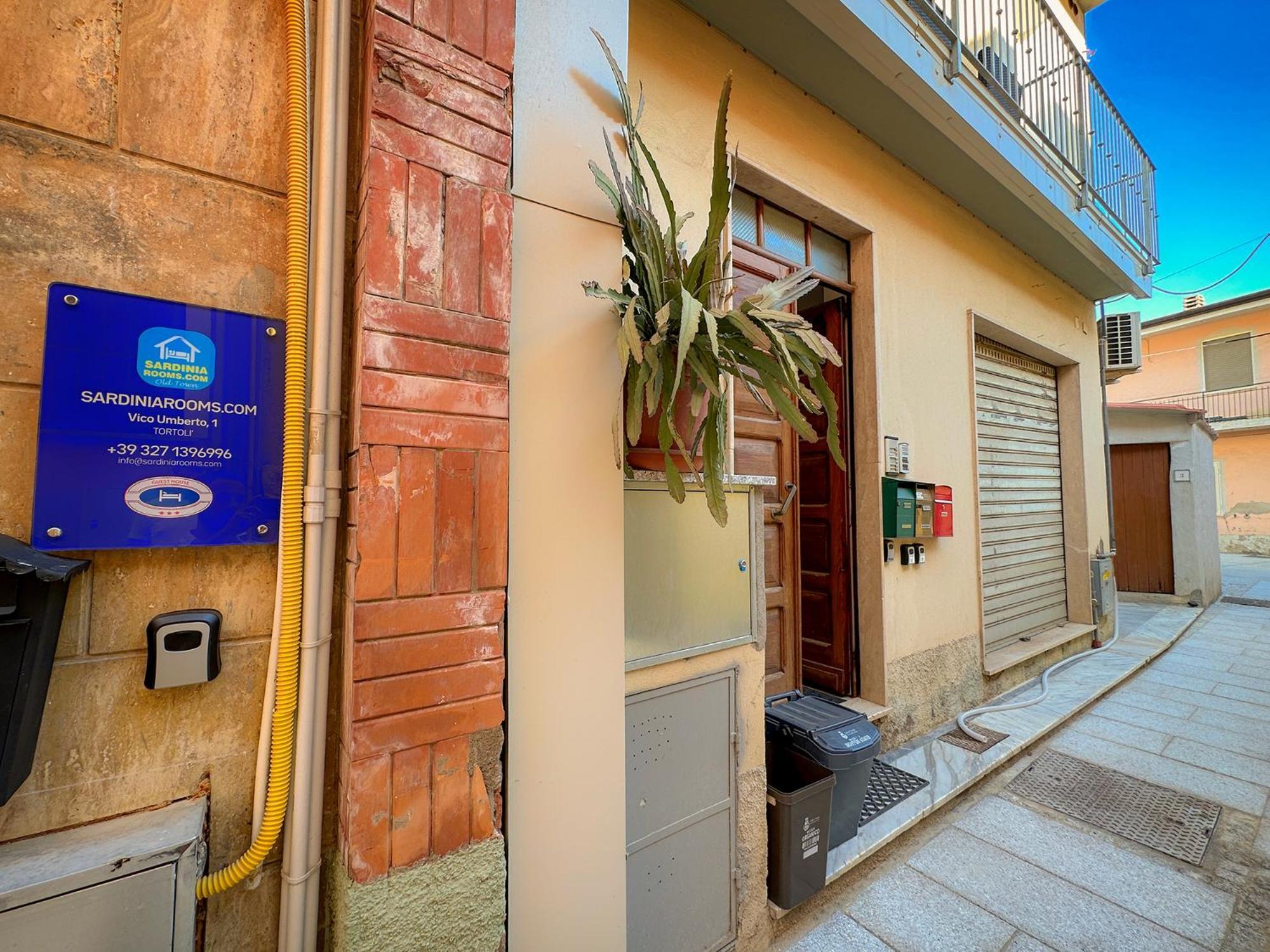 Sardiniarooms Tortoli Old Town Ngoại thất bức ảnh